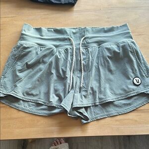 Women's Vuori Dash Short Light Blue size S